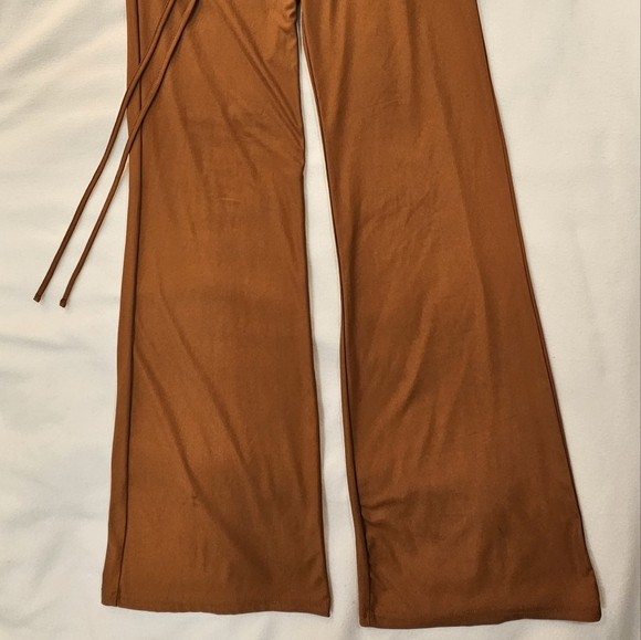 Forever 21 High-Waist Brown Stretch Pant - Picture 2 of 3